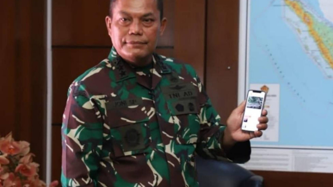 VIVA Militer: Kepala Staf Umum TNI Luncurkan Aplikasi TNI Kita