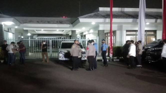 Petinggi Kepolisian menjemput Djoko Tjandra di Bandara Halim Perdanakusumah