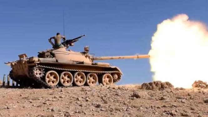 VIVA Militer: Tank pasukan Hizbullah Lebanon menembaki wilayah Israel