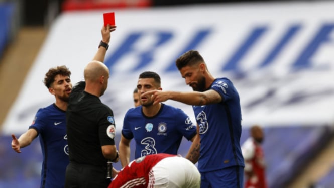Kartu merah untuk gelandang Chelsea, Mateo Kovacic