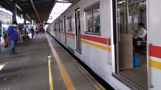 Kondisi Stasiun dan Pengguna KRL Usai Libur Lebaran Idul Adha 1441 H