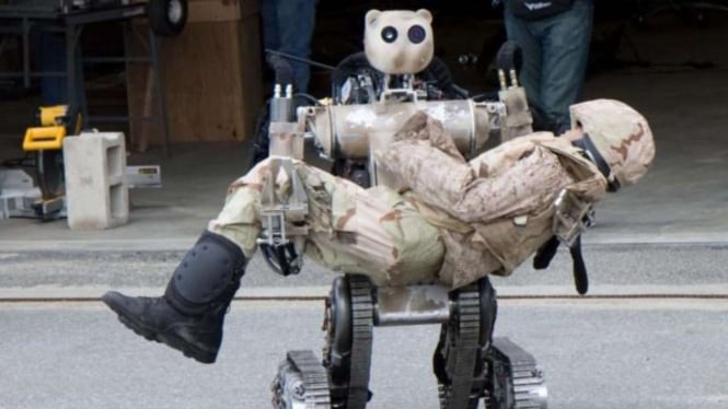 VIVA Militer: Ilustrasi Robot Selamatkan Prajurit Amerika