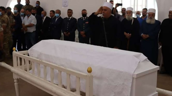 VIVA Militer: Prosesi pemakaman jenazah militer Lebanon.
