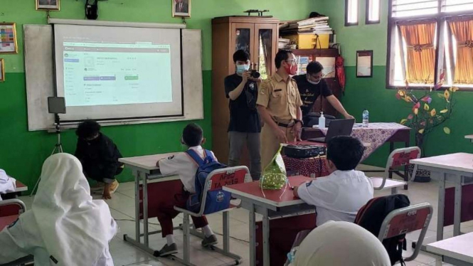 SDN Pekayon Jaya VI Kota Bekasi saat simulasi sekolah tatap muka