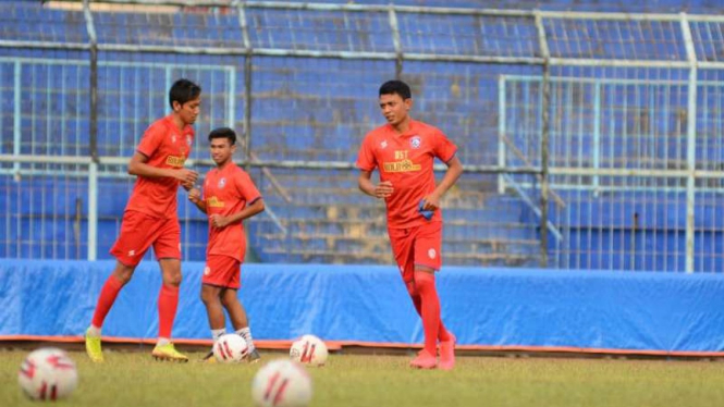 Penyerang Arema FC, Dedik Setiawan.