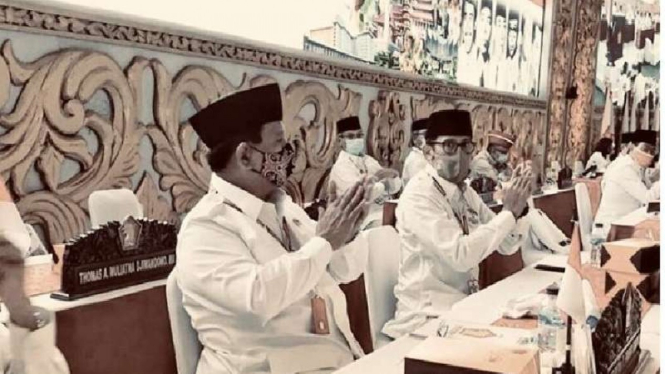 Prabowo Subianto di kongres luar biasa Partai Gerindra