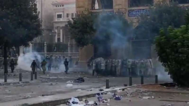 VIVA Militer: Bentrokan di Kota Beirut.