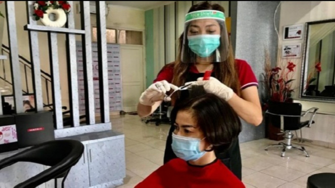 Tips Aman Potong  Rambut  ke Salon saat  Pandemi