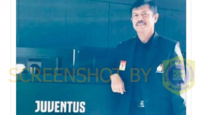 Tangkapan layar (screenshot) mantan pelatih tim nasional sepak bola Indonesia U-19, Indra Sjafri, saat berada di markas Juventus pada akhir 2018.