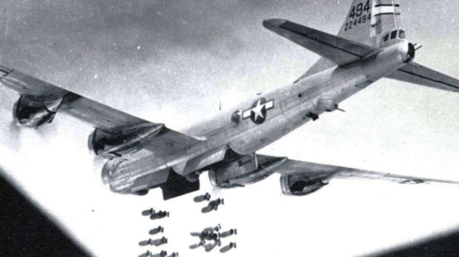 VIVA MiliterL Pesawat pembom B-29 Stratofortress Angkatan Udara AS