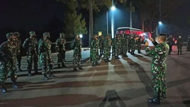 VIVA Militer : Siswa dan Pelatih Secapa TNI AD, Bandung