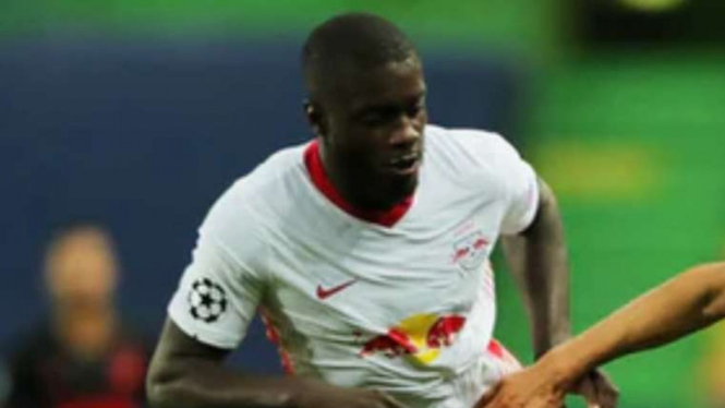 Bek RB Leipzig, Dayot Upamecano. 