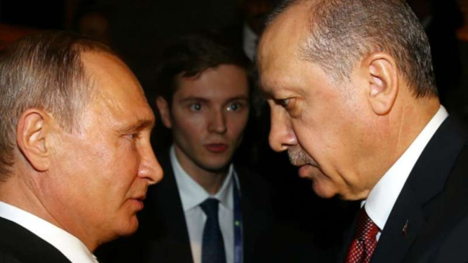 Vladimir Putin dan Recep Tayyip Erdogan