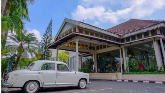  The Phoenix Hotel Yogyakarta