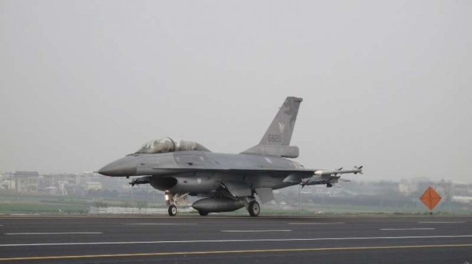 VIVA Militer: Jet tempur F-16 Fighting Falcon Angkatan Udara Taiwan (ROCAF)