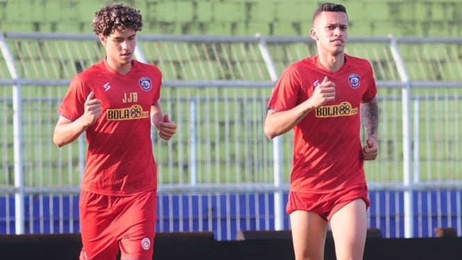 Dua pemain muda Brasil ikut latihan Arema FC