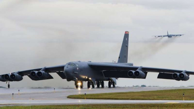 VIVA Militer: Pesawat pembom B-52 Stratofortress Angkatan Udara AS
