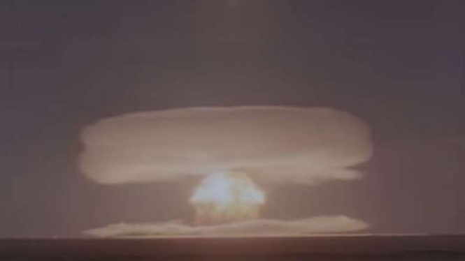 VIVA Militer: Ledakan bom nuklir Rusia terdahsyat dunia.