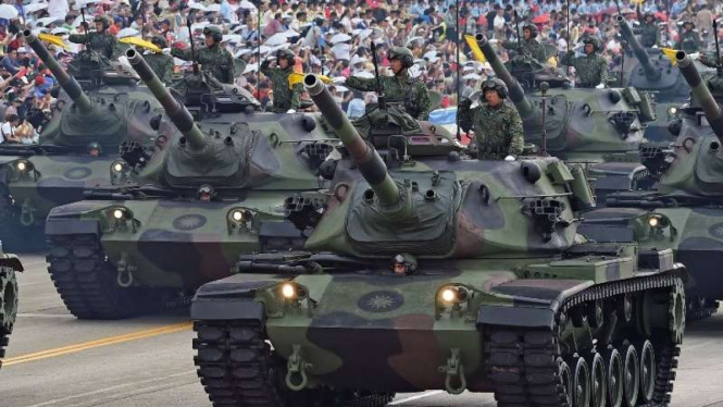 VIVA Militer: Parade tank Angkatan Bersenjata Taiwan (ROC Armed Forces)