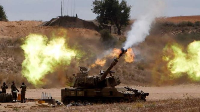 VIVA Militer: Serangan tank militer Israel ke Gaza, Palestina