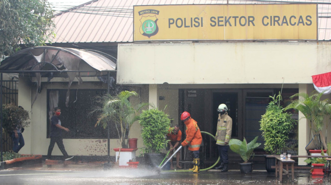 Kondisi pasca penyerangan Polsek Ciracas