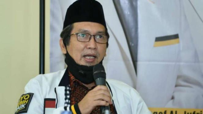Vicepresidente del equipo electoral de PKS 2020 PKS Almuzammil Yusuf