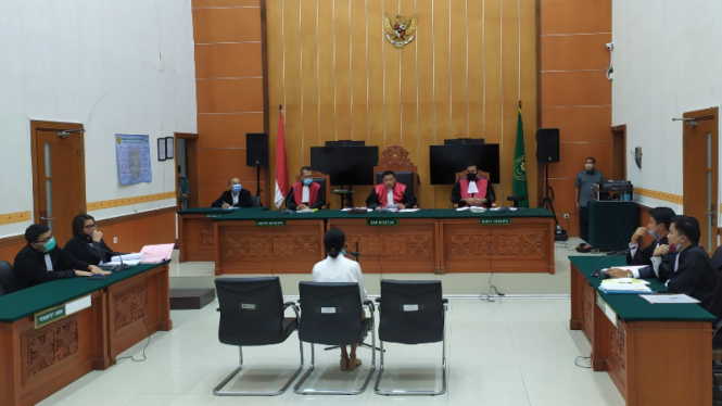 Sidang narkoba Vanessa Angel.