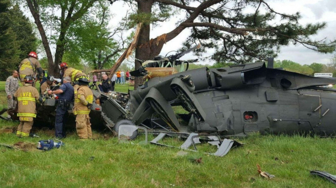 VIVA Militer: Kecelakaan Helikopter Black Hawk MH-60