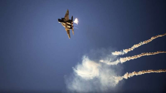 VIVA Militer: Pesawat tempur militer Israel menyerang Damaskus, Suriah