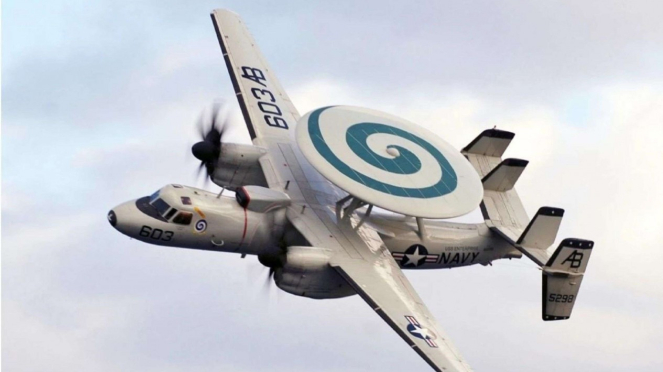 VIVA Militer: Pesawat Hawkeye E-2C Angkatan Laut Amerika Serikat