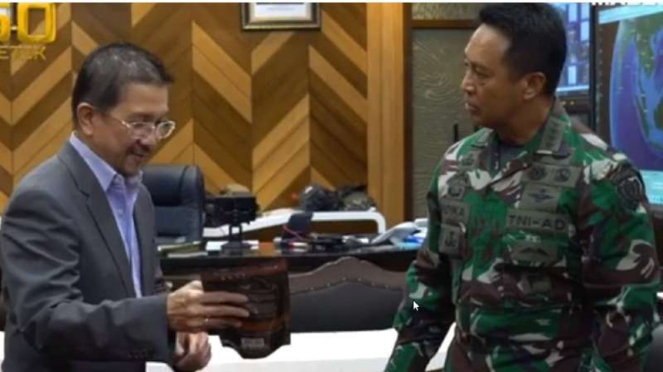 VIVA Militer : Dirut PT. Freeport Indonesia bertemu KSAD Jenderal Andika Perkasa