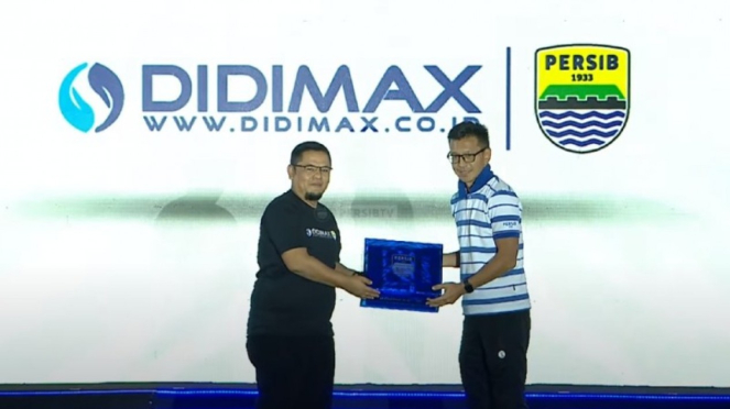Persib Bandung menjalin kerjasama sponsorship.