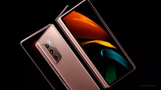 Kagetnya Lihat Harga Ponsel Lipat Samsung Galaxy Z Fold 2