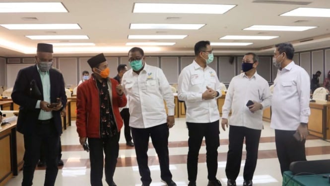 Menteri Sosial Juliari P Batubara menghadiri Rapat Kerja dengan Komisi VIII DPR RI, di Jakarta  (03/09). 