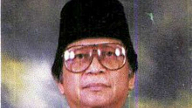 Mantan MenterI Pemuda dan Olahraga Abdul Gafur