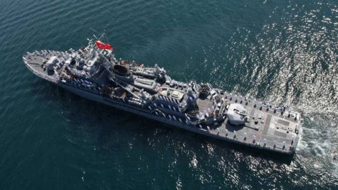 VIVA Militer: Kapal perang Turki menuju Laut Mediterania.