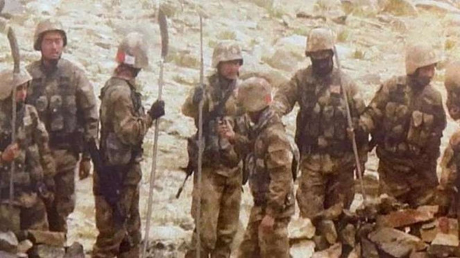 VIVA Militer: Pasukan Tentara Pembebasan Rakyat China (PLA) di Pangong Tso