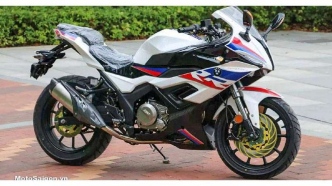Sepeda motor buatan Tiongkok yang desainnya mirip BMW S1000R