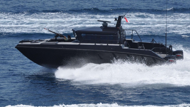 VIVA Militer: Catamaran X38 Combat Range