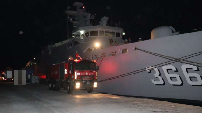 VIVA Militer: KRI Sultan Hasanuddin di Pelabuhan Beirut.