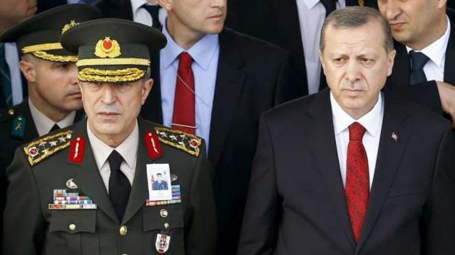 VIVA Militer: Jenderal Hulusi Akar dan Recep Tayyip Erdogan