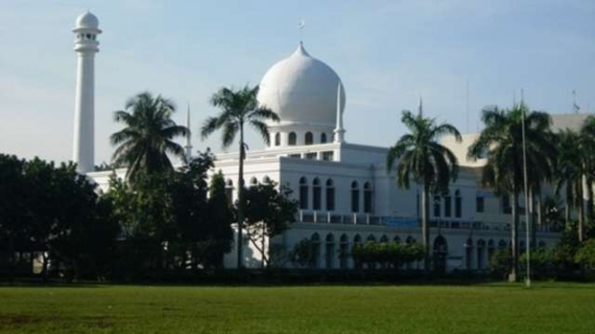 Masjid Agung Al-Azhar Jakarta