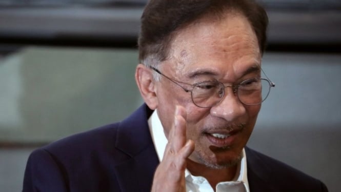 Anwar Ibrahim -Reuters
