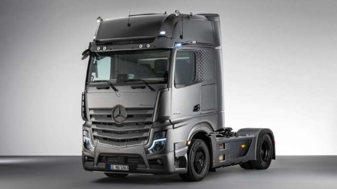 Mercedes-Benz Trucks Actros F