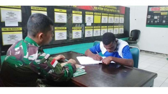 VIVA Militer : Neles Kamar anak Kepala Suku Skofro lulus seleksi Anggota TNI AD