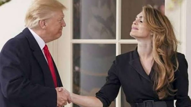 Presiden AS Donald Trump dan Hope Hicks sebagai penasihatnya