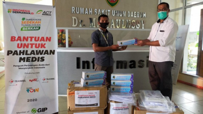 Kegiatan bantuan di RUSD dr M. Haulussy Ambon