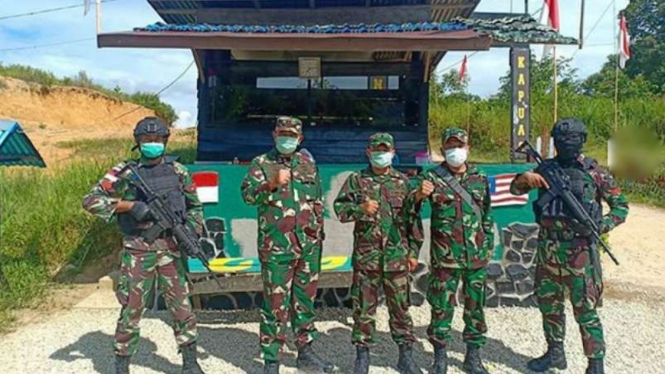 VIVA Militer: Prajurit Yonif 642/Kapuas di perbatasan RI - Malaysia.