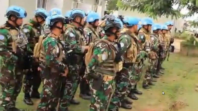 VIVA Militer : Satgas TNI INDO RDB berhasil lucuti senjata milisi Afrika
