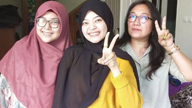 Tisa Julianti, Leyla Aderina dan Irene Nasution.